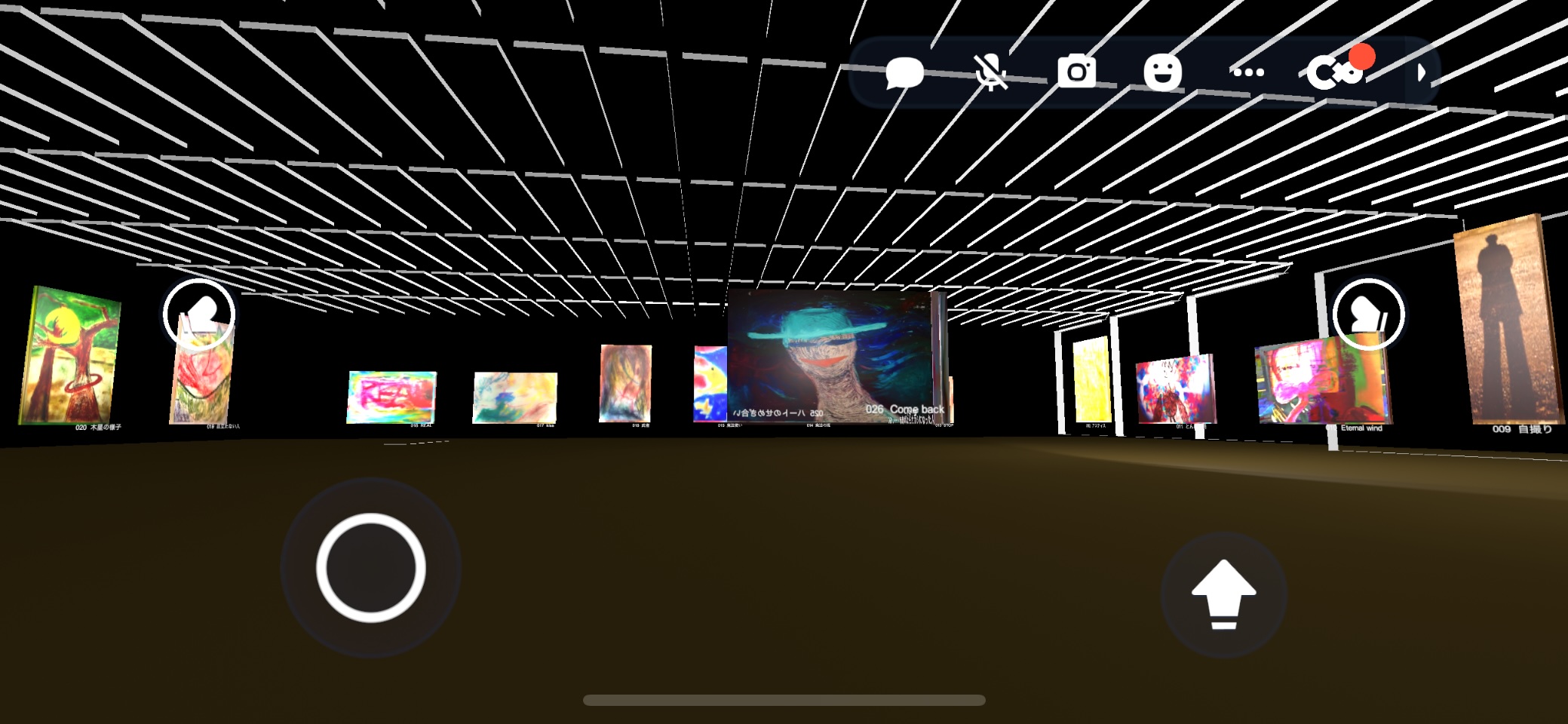 cluster内の鈴木たかまさVR美術館、展示室の様子